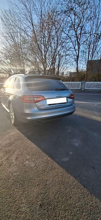 Gebraucht Audi A4 S-Line 150 PS (110 kW) 2016 Silber Kombi