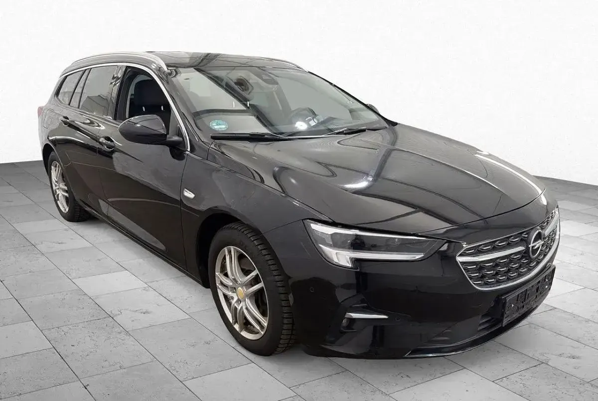 Używany Opel Insignia 174 KM (127 kW) 2021 Czarny Kombi