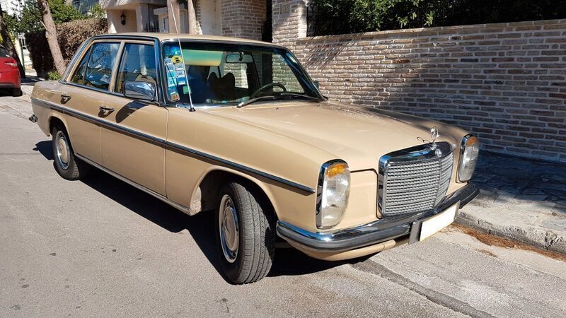 Gebraucht Mercedes 230 120 PS (88 kW) 1973 Beige Limousine
