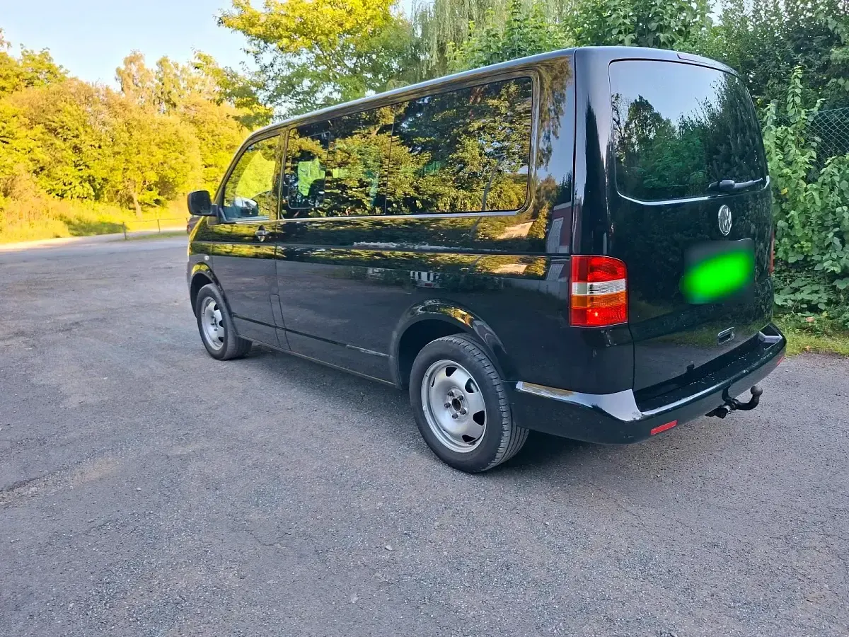 Gebraucht VW Multivan Startline 102 PS (75 kW) 2008 Schwarz Van / Kleinbus