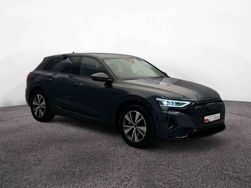 Gebraucht Audi Q8 e-tron Advanced Plus 300 kW (408 PS) 2024 Manhattangrau metallic SUV