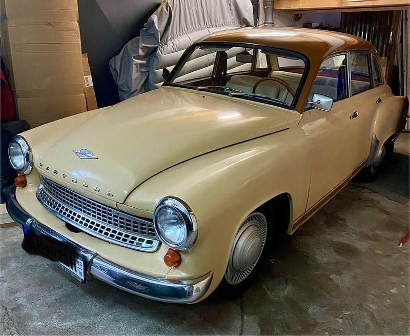 Gelb Gebraucht 1963 Wartburg 311 Limousine | 10.400 € - Bild 1/4