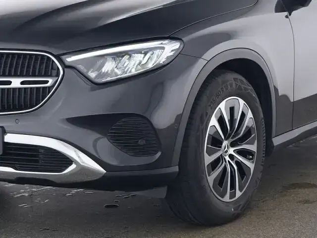 Gebraucht Mercedes GLC220 Advanced Plus 197 PS (144 kW) 2024 Lack graphitgrau SUV