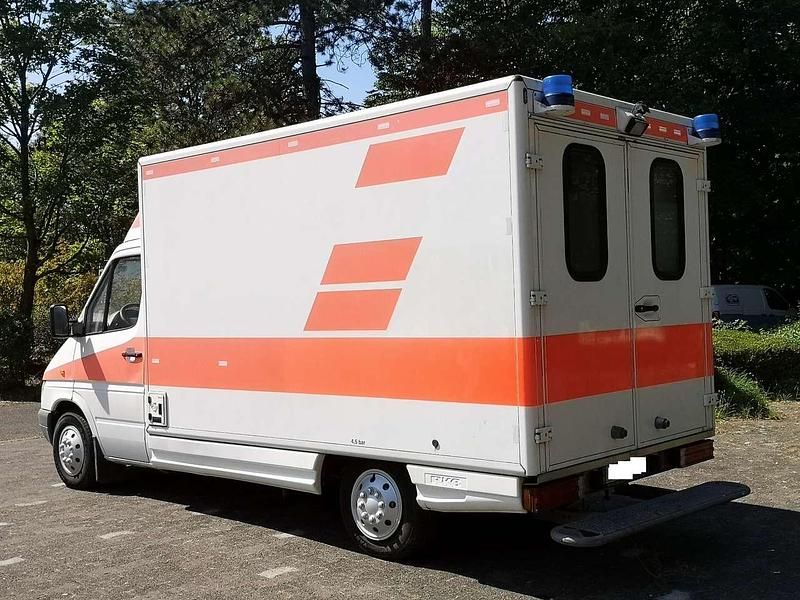 Weiß Gebraucht 2003 Mercedes Sprinter Van | 8.950 € - Bild 1/4