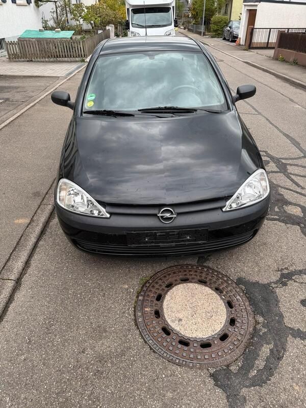 Schwarz Gebraucht 2001 Opel Corsa Kleinwagen | 1.000 € (Guter Preis) - Bild 1/4