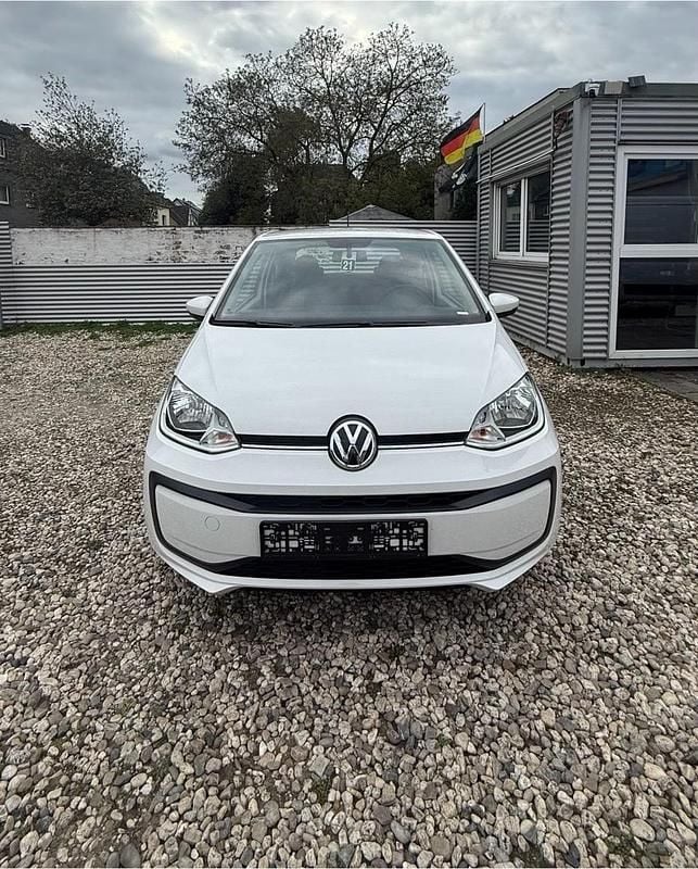 Second-hand VW up! 60 CP (44 kW) 2019 Alb Hatchback
