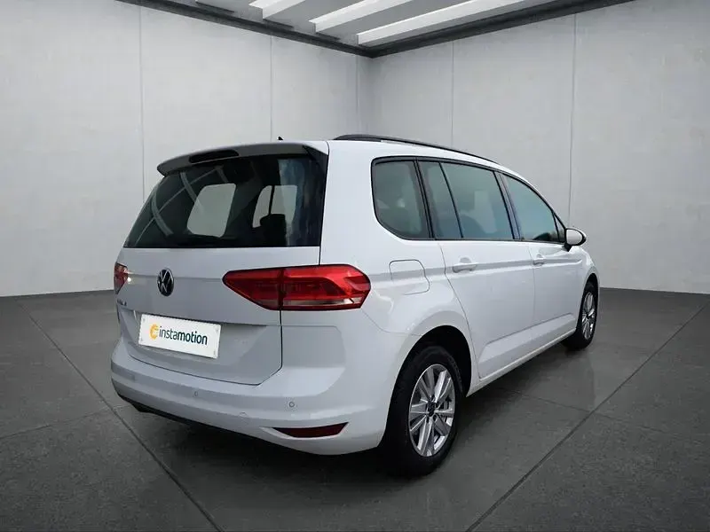 Gebraucht VW Touran 116 PS (85 kW) 2020 Weiß Van / Kleinbus