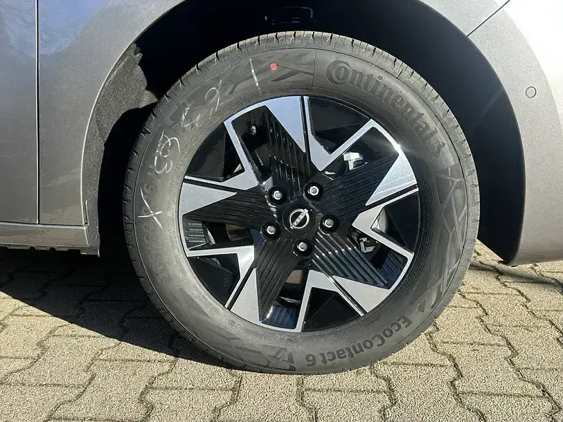 Neu Nissan Townstar 360º 131 PS (96 kW) 2025 Grau Kombi