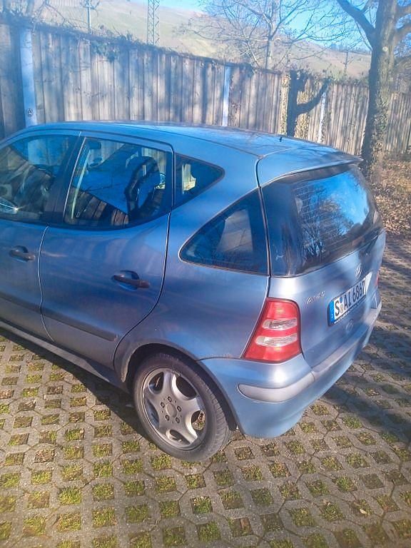 Grau Gebraucht 2002 Mercedes A140 Classic Van / Kleinbus | 700 € (Superpreis) - Bild 1/3