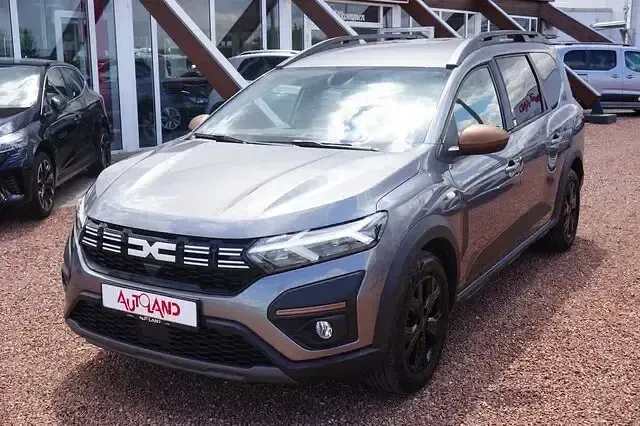Gebraucht Dacia Jogger Extreme 141 PS (103 kW) 2023 Grau Van / Kleinbus