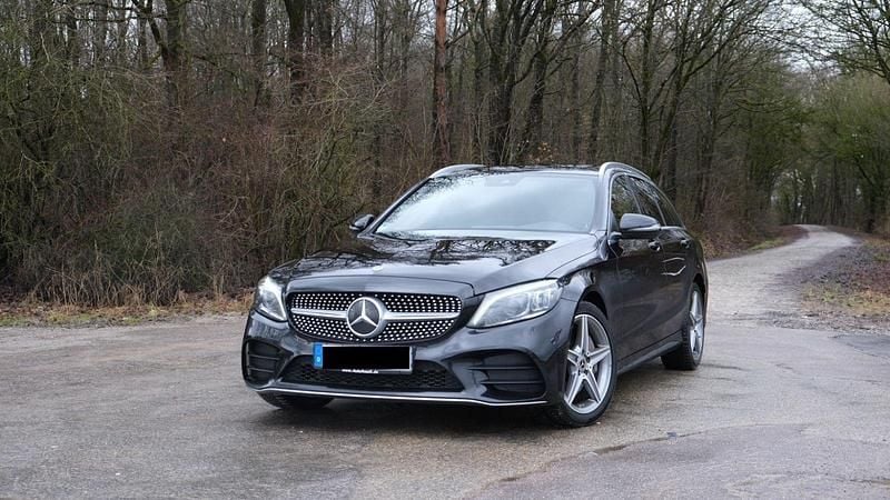 Gebraucht Mercedes C300 245 PS (180 kW) 2019 Schwarz Kombi