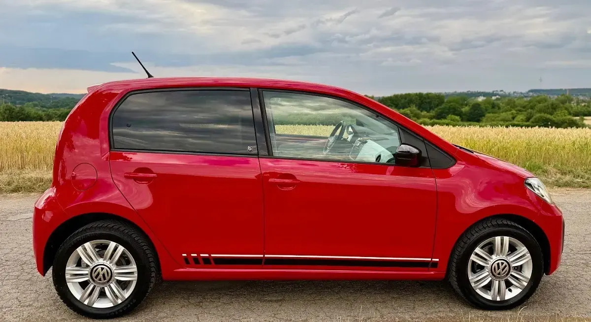 Gebraucht VW up! Beats 75 PS (55 kW) 2017 Rot Kleinwagen