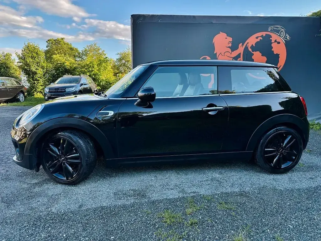Gebraucht Mini Cooper 136 PS (100 kW) 2018 Schwarz Kleinwagen