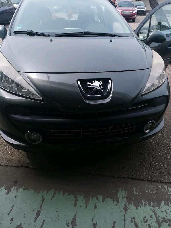 Gebraucht Peugeot 207 2008 Grün Kombi