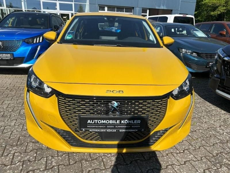 Gebraucht Peugeot 208 Active 100 kW (136 PS) 2021 Lack gelb faro/typ aussenverkleidung met (metallic) Kleinwagen