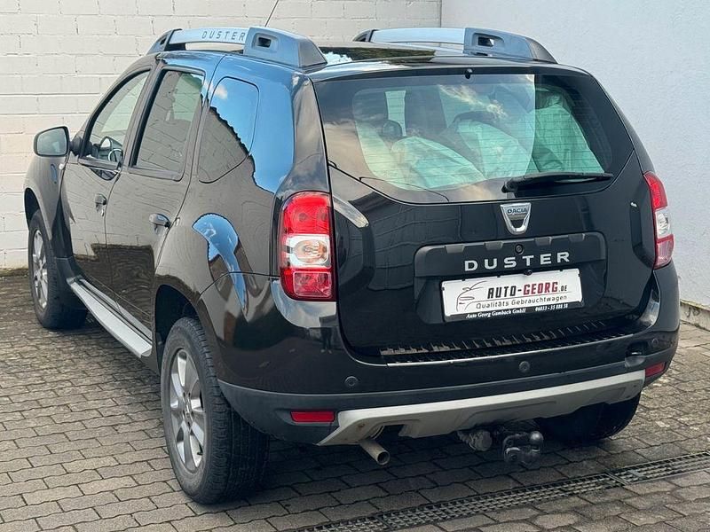 Gebraucht Dacia Duster Prestige 105 PS (77 kW) 2015 Schwarz SUV