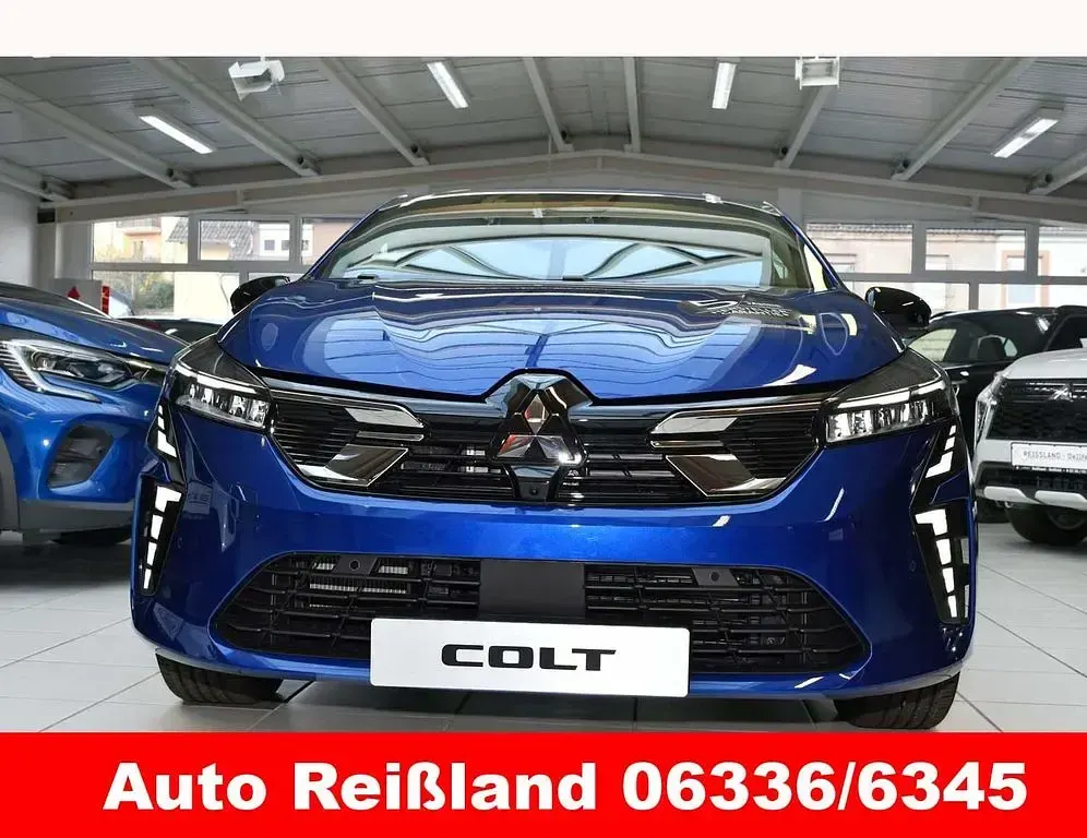 Neu Mitsubishi Colt Edition 91 PS (66 kW) 2025 Blau Limousine