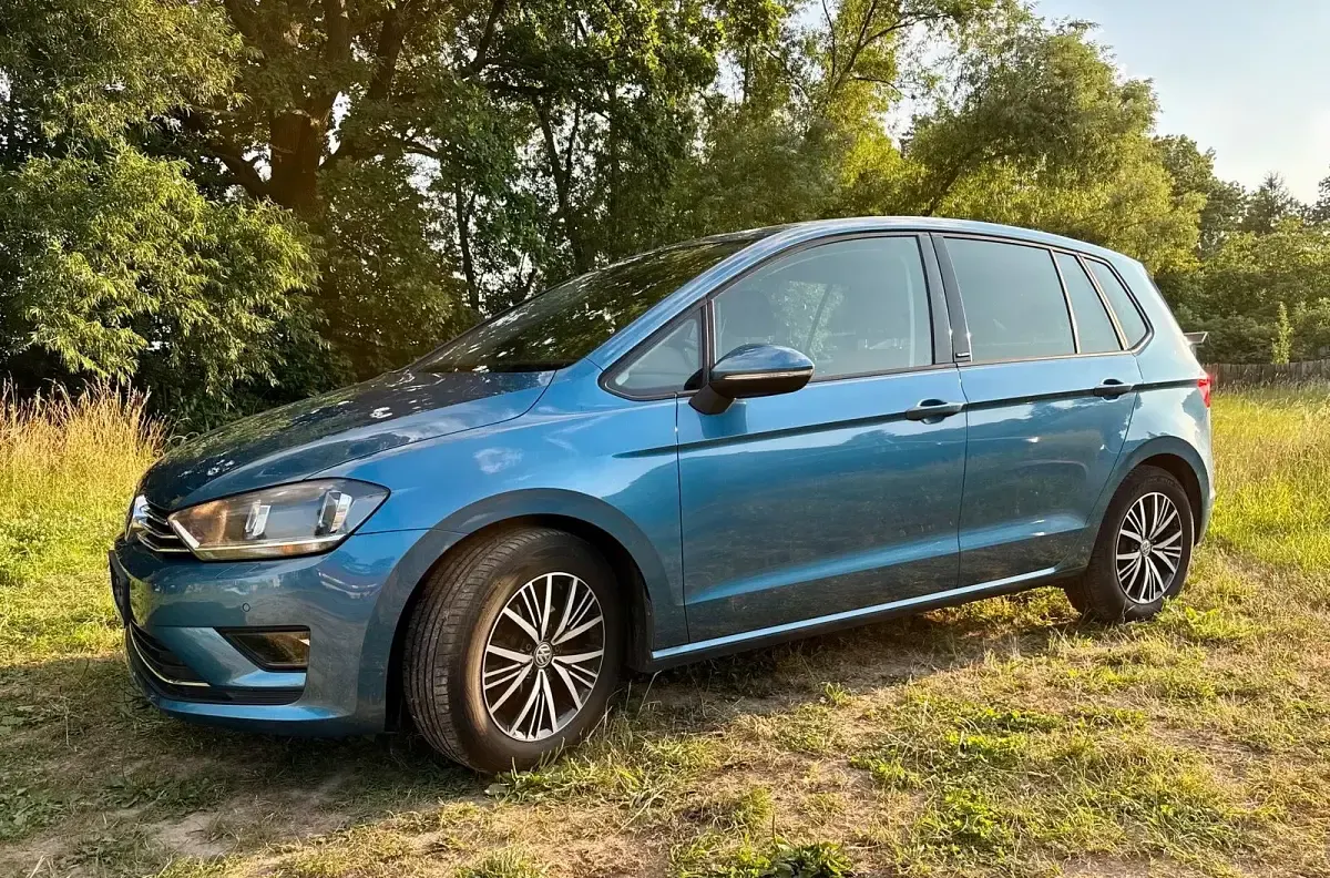 Gebraucht VW Golf VII Allstar 110 PS (80 kW) 2016 Blau Limousine