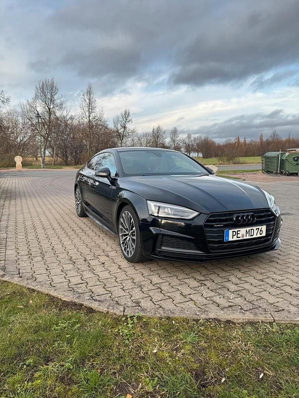 Schwarz Gebraucht 2017 Audi A5 S-Line Limousine | 21.400 € (Fairer Preis) - Bild 1/4