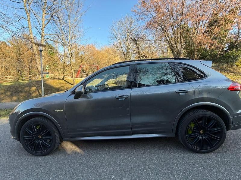 Gebraucht Porsche Cayenne S E-Hybrid 416 PS (305 kW) 2015 Grau SUV