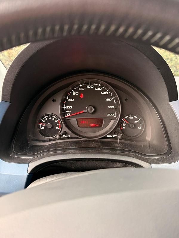 Gebraucht Seat Mii CONNECT 74 PS (54 kW) 2016 Beige Kleinwagen