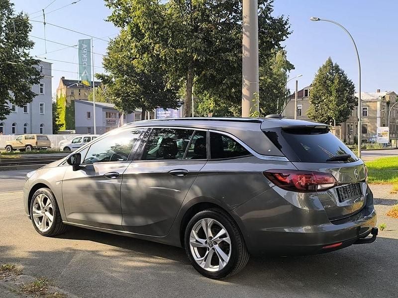 Gebraucht Opel Astra Dynamic 105 PS (77 kW) 2017 Grau Kombi