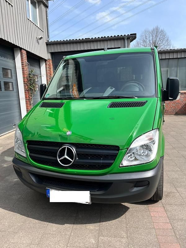 Gebraucht Mercedes Sprinter 129 PS (94 kW) 2007 Grün (laubgrün) Van