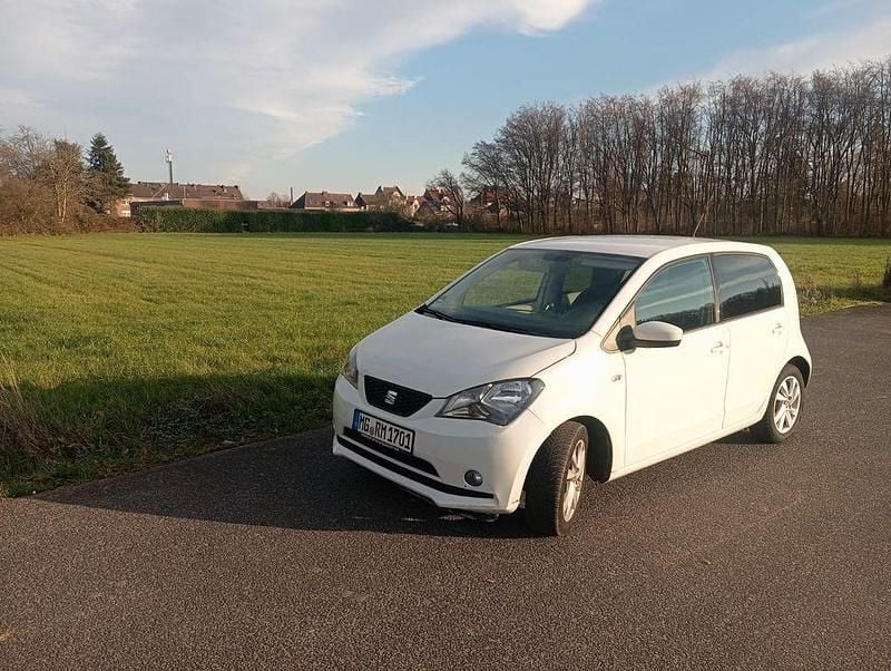 Weiß Gebraucht 2015 Seat Mii Sport Kleinwagen | 3.700 € (Guter Preis) - Bild 1/4
