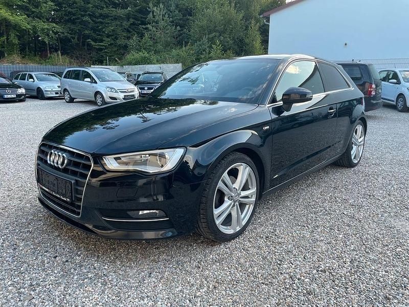 Schwarz Gebraucht 2013 Audi A3 S-Line Limousine | 9.490 € (Superpreis) - Bild 1/4