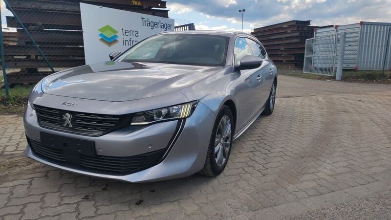 Grau Gebraucht 2020 Peugeot 508 Allure Kombi | 12.790 € (Guter Preis) - Bild 1/4