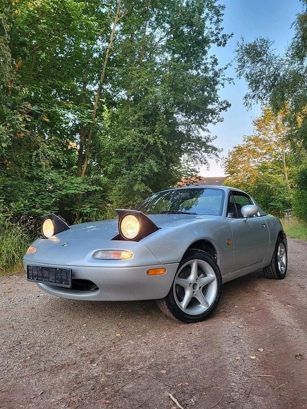 Silber Gebraucht 1997 Mazda MX5 Cabrio | 11.990 € (Teuer) - Bild 1/4