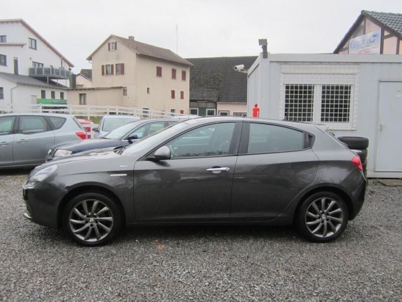 Gebraucht Alfa Romeo Giulietta Veloce 120 PS (88 kW) 2013 Kleinwagen
