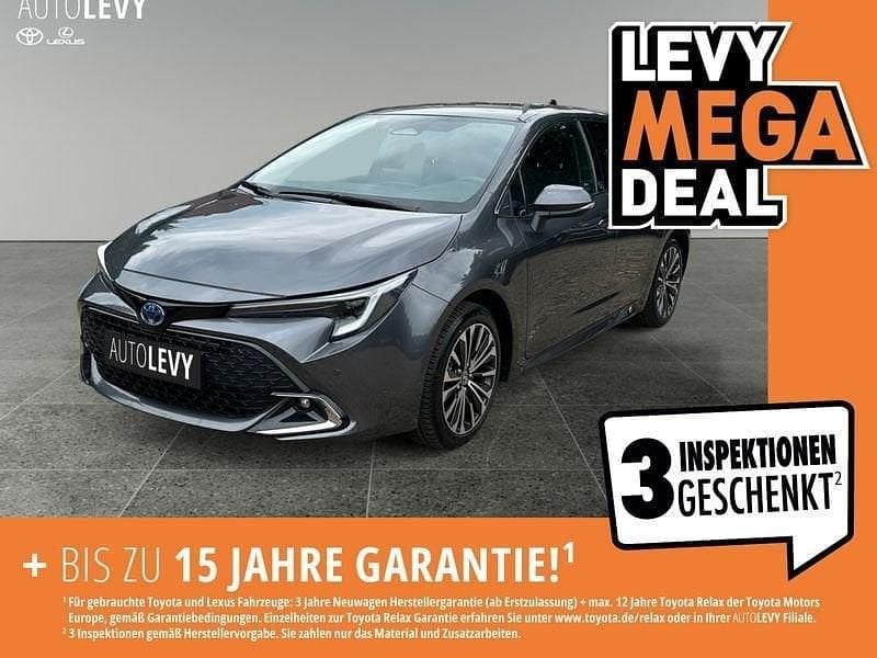 Grey metallic Gebraucht 2023 Toyota Corolla Team Limousine | 23.888 € (Guter Preis) - Bild 1/4