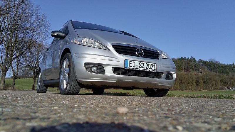 Gebraucht Mercedes A150 Classic 95 PS (69 kW) 2006 Silber Limousine