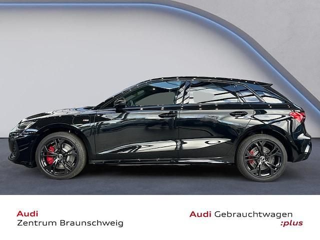 Gebraucht Audi A3 Sportback e-tron Ambiente 272 PS (200 kW) 2026 Mythosschwarz metallic Kleinwagen