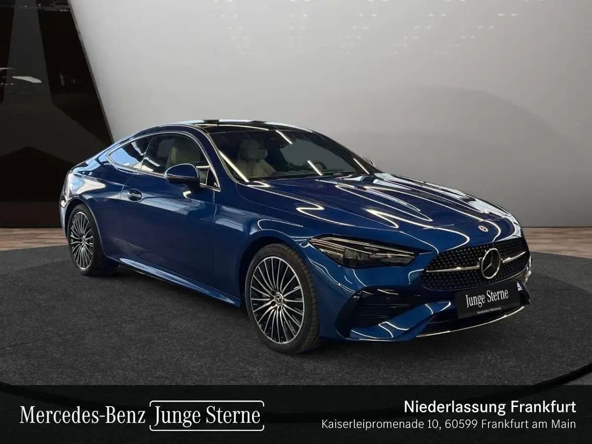 Gebraucht Mercedes CLE450 AMG 381 PS (280 kW) 2024 Blau Coupé