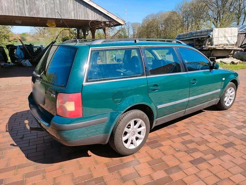 Gebraucht VW Passat 131 PS (96 kW) 2002 Kombi