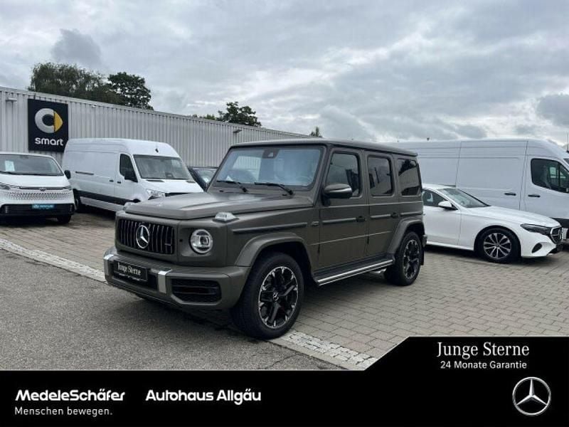 Manufaktur dunkeloliv magno (metallic) Gebraucht 2023 Mercedes G63 AMG AMG SUV | 176.959 € (Superpreis) - Bild 1/4