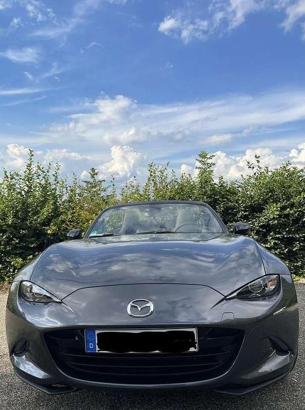 Gebraucht Mazda MX5 Ad'Vantage 132 PS (97 kW) 2022 Grau Cabrio