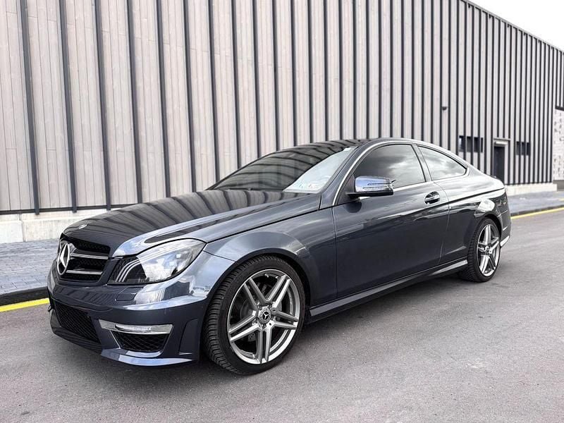 Grau Gebraucht 2013 Mercedes C350 Coupé | 13.999 € (Guter Preis) - Bild 1/4