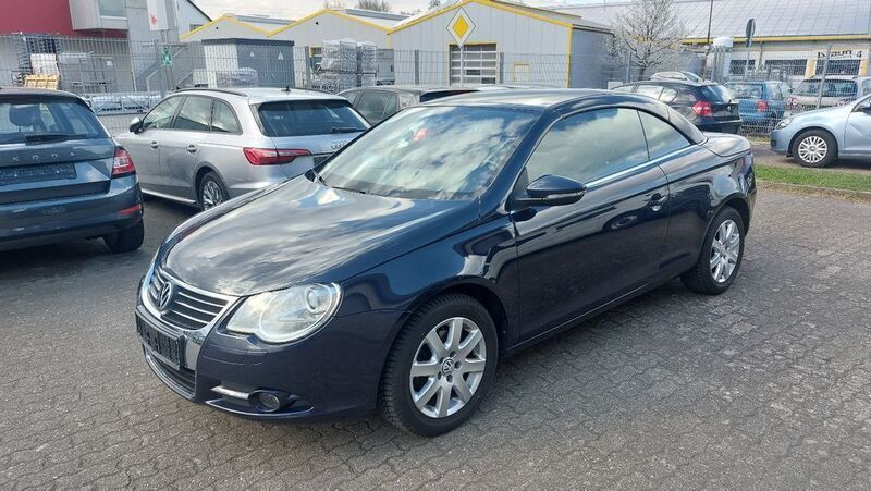 Blau Gebraucht 2010 VW Eos Edition Cabrio | 4.950 € (Fairer Preis) - Bild 1/4