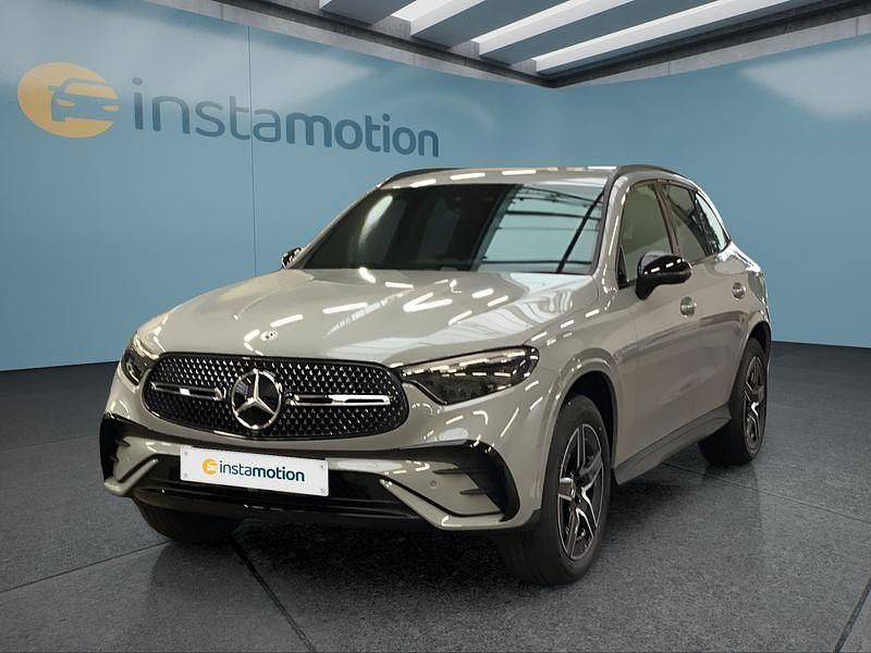 Grau Gebraucht 2025 Mercedes GLC300e SUV | 78.499 € (Teuer) - Bild 1/4