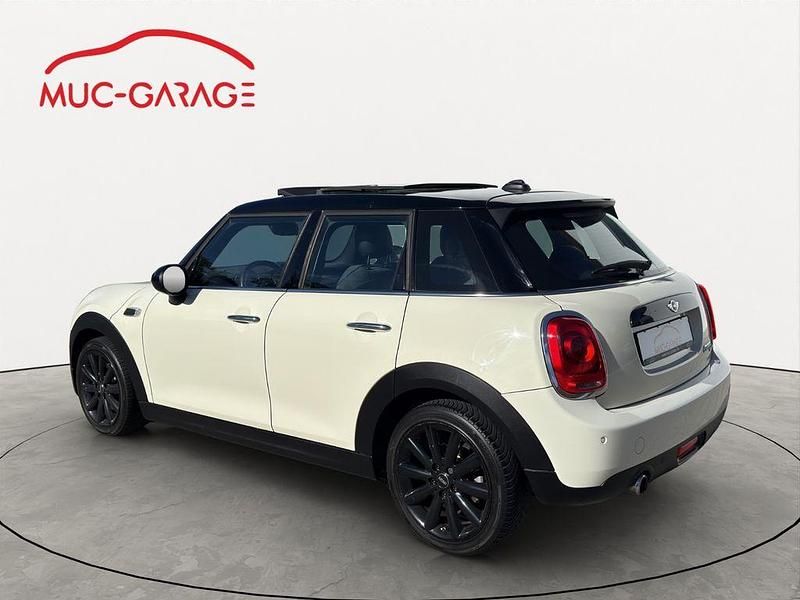 Gebraucht Mini Cooper D 116 PS (85 kW) 2017 Weiß Kleinwagen