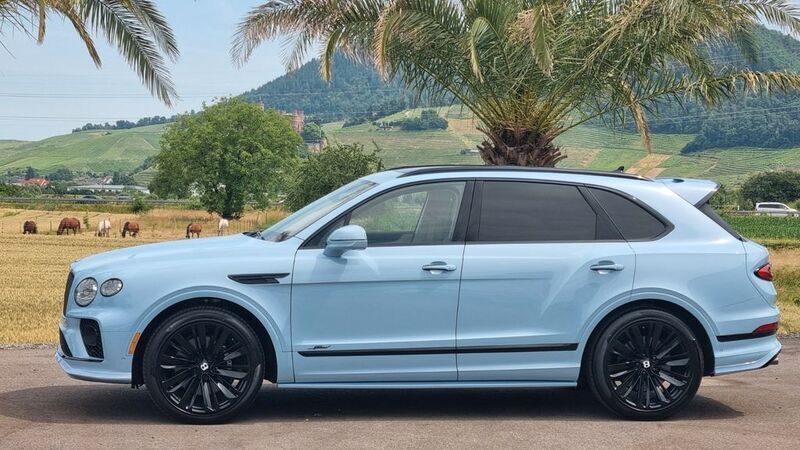 Blau Gebraucht 2022 Bentley Bentayga SUV | 199.990 € - Bild 1/4