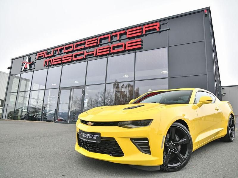 Brightyellow Gebraucht 2018 Chevrolet Camaro Coupé | 48.890 € (Teuer) - Bild 1/4
