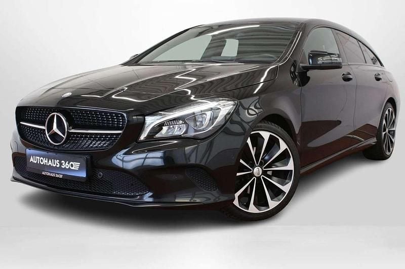 Kosmosschwarz Gebraucht 2017 Mercedes CLA200 Kombi | 17.990 € (Fairer Preis) - Bild 1/4