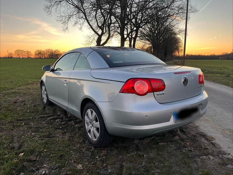 Occasion VW Eos 140 ch (102 kW) 2007 Argent Cabriolet