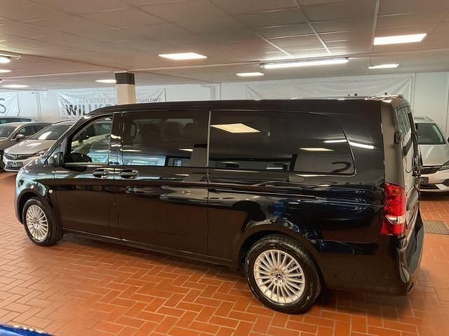 Gebraucht Mercedes Vito 190 PS (139 kW) 2025 Schwarz Van