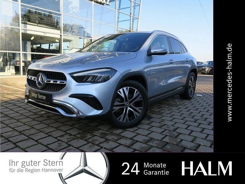 Silber Gebraucht 2024 Mercedes GLA180 Advanced SUV | 37.990 € (Fairer Preis) - Bild 1/4