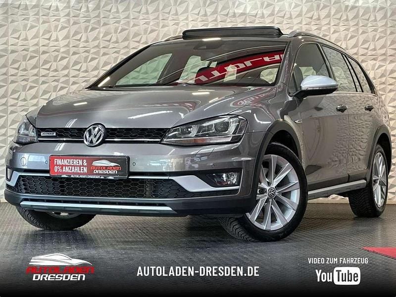 Gebraucht VW Golf Alltrack 184 PS (135 kW) 2016 Limestone grey metallic Kombi